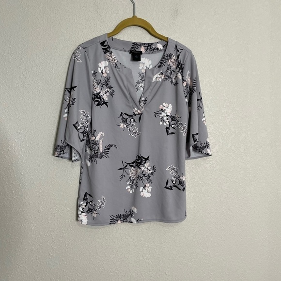 Ann Taylor Gray Floral Split Neck Blouse XS - Picture 4 of 5